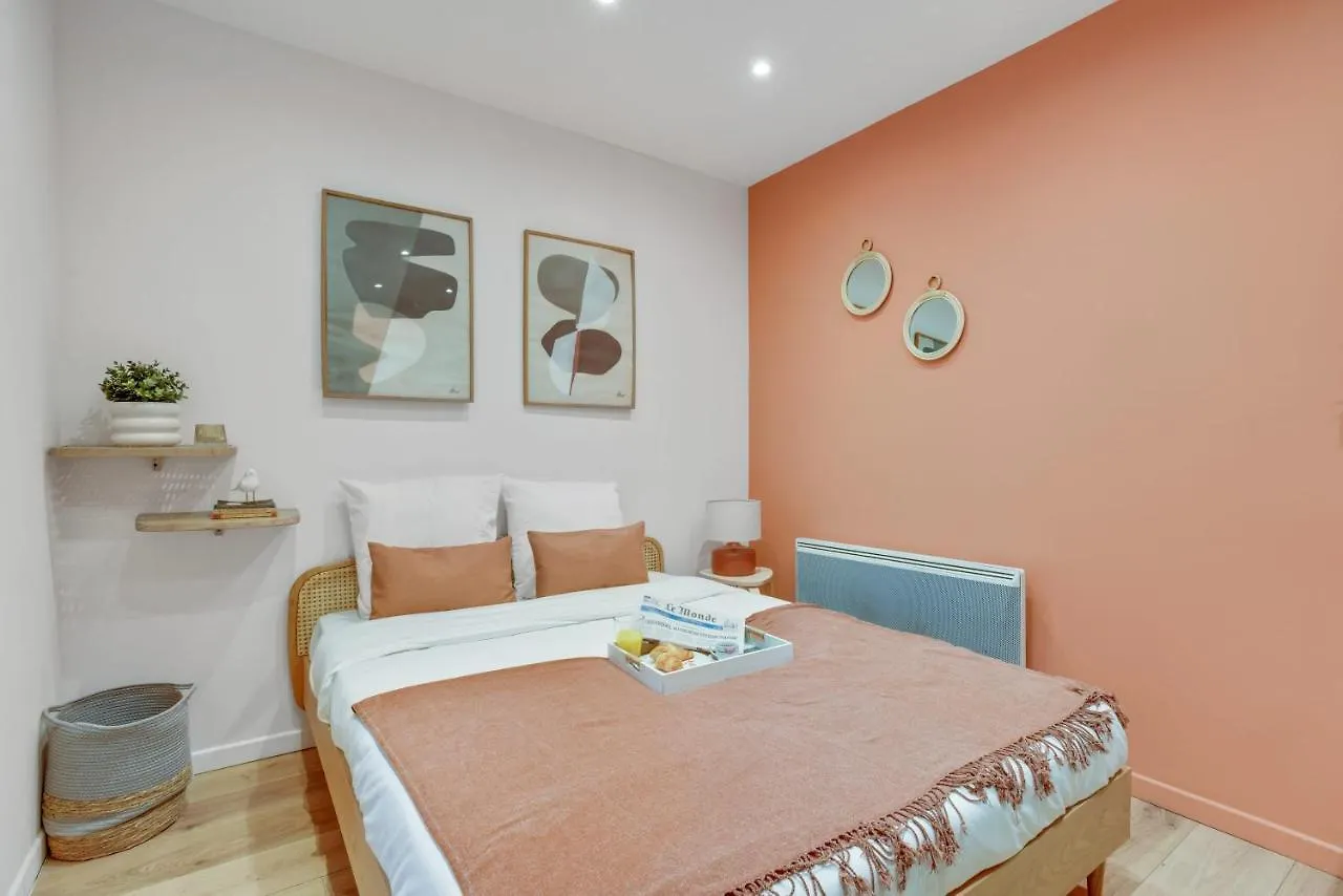 Apartament Well Decorated One Bedroom Aprtment In Heat Of Paris, Short Walk To Palais Garnier ,